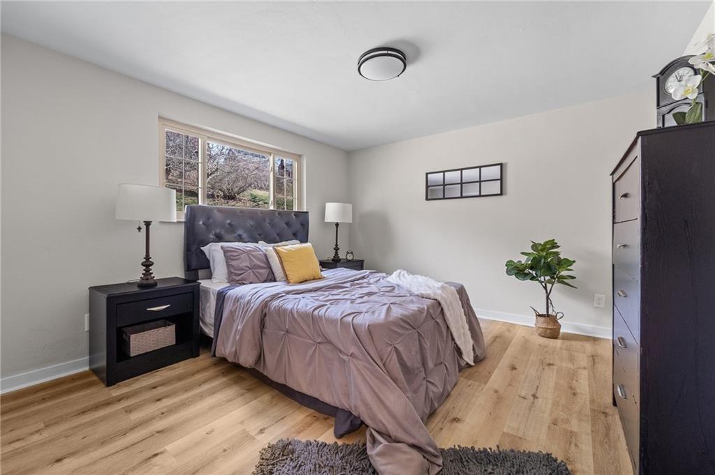 3637 Willett Road Pittsburgh, PA 15227 - Photo 8 of 23 Gallery Image 8