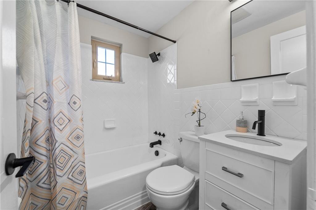 3637 Willett Road Pittsburgh, PA 15227 - Photo 10 of 23 Gallery Image 10