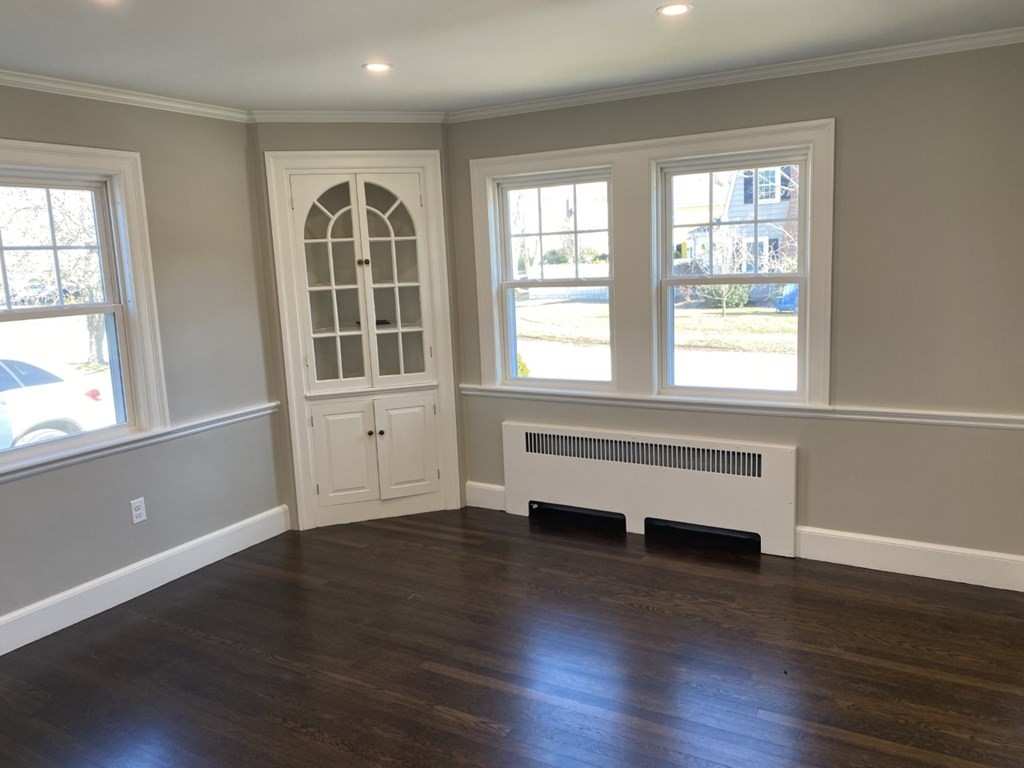 12 Marilyn Road Milton, MA 02186 - Photo 9 of 19 Gallery Image 9