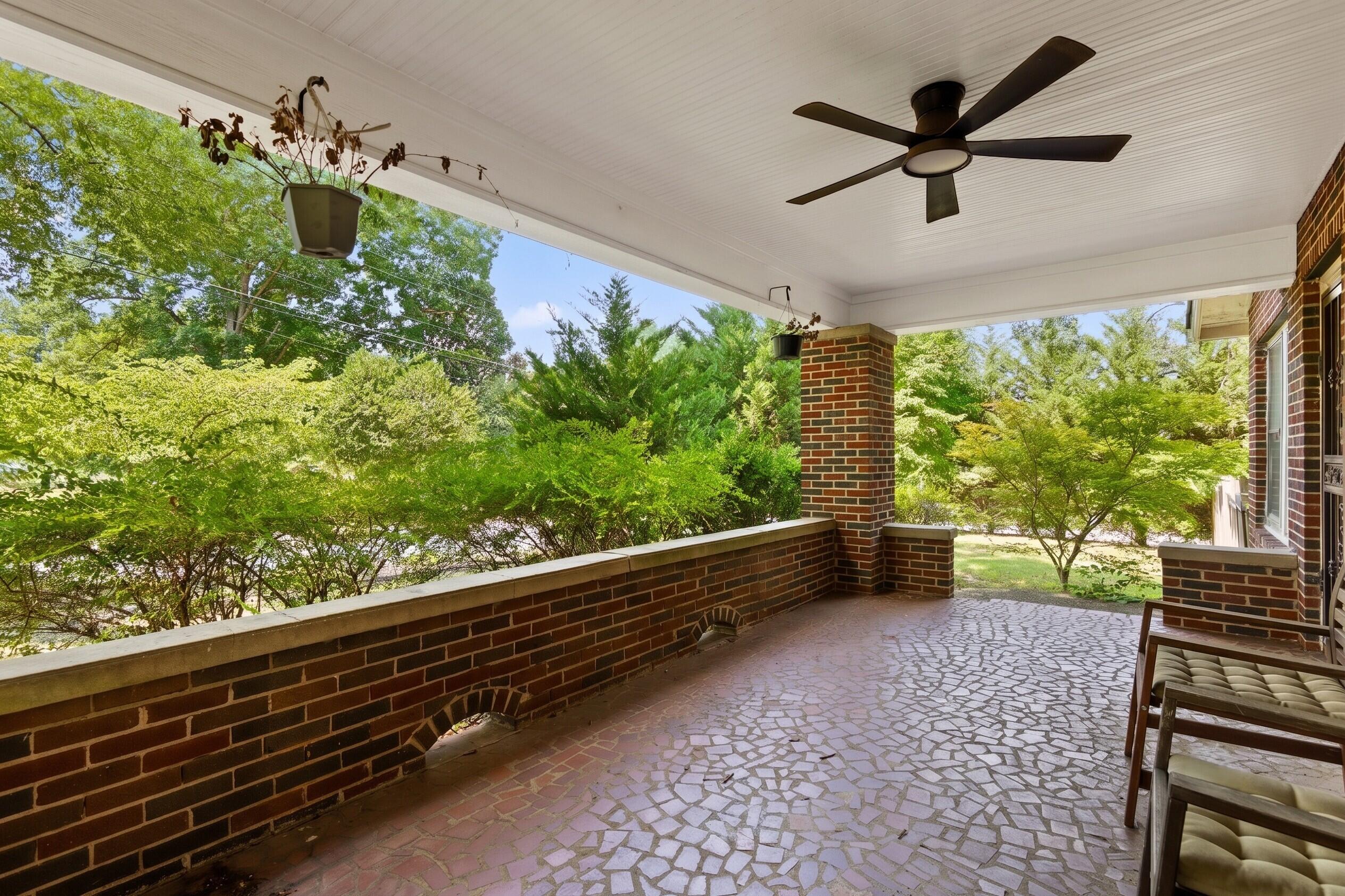 6801 Tyner Road Chattanooga, TN 37421 - Photo 3 of 40 Front Porch View