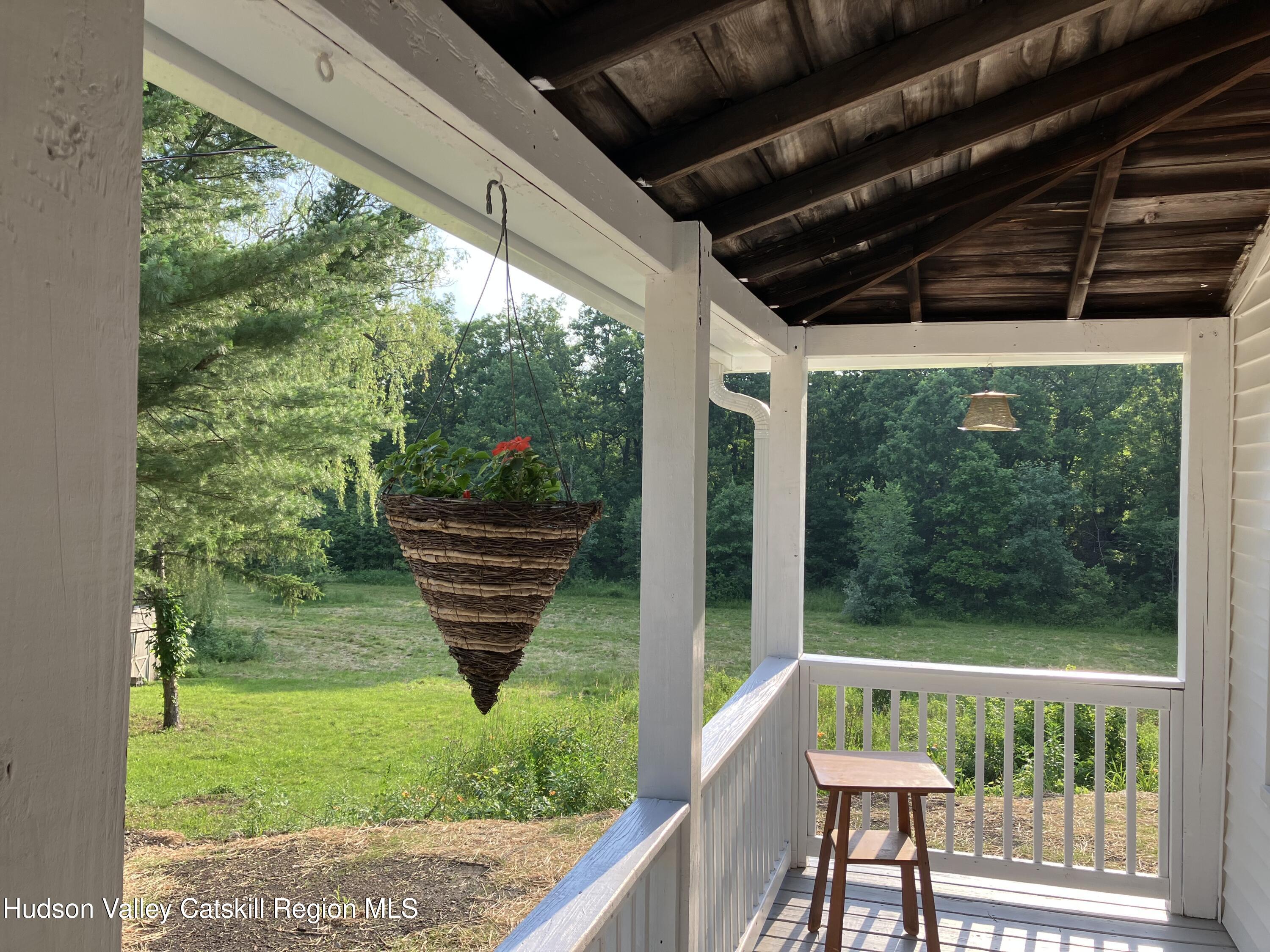 353 Vosenkill Road Athens, NY 12015 - Photo 6 of 32 IMG_5022