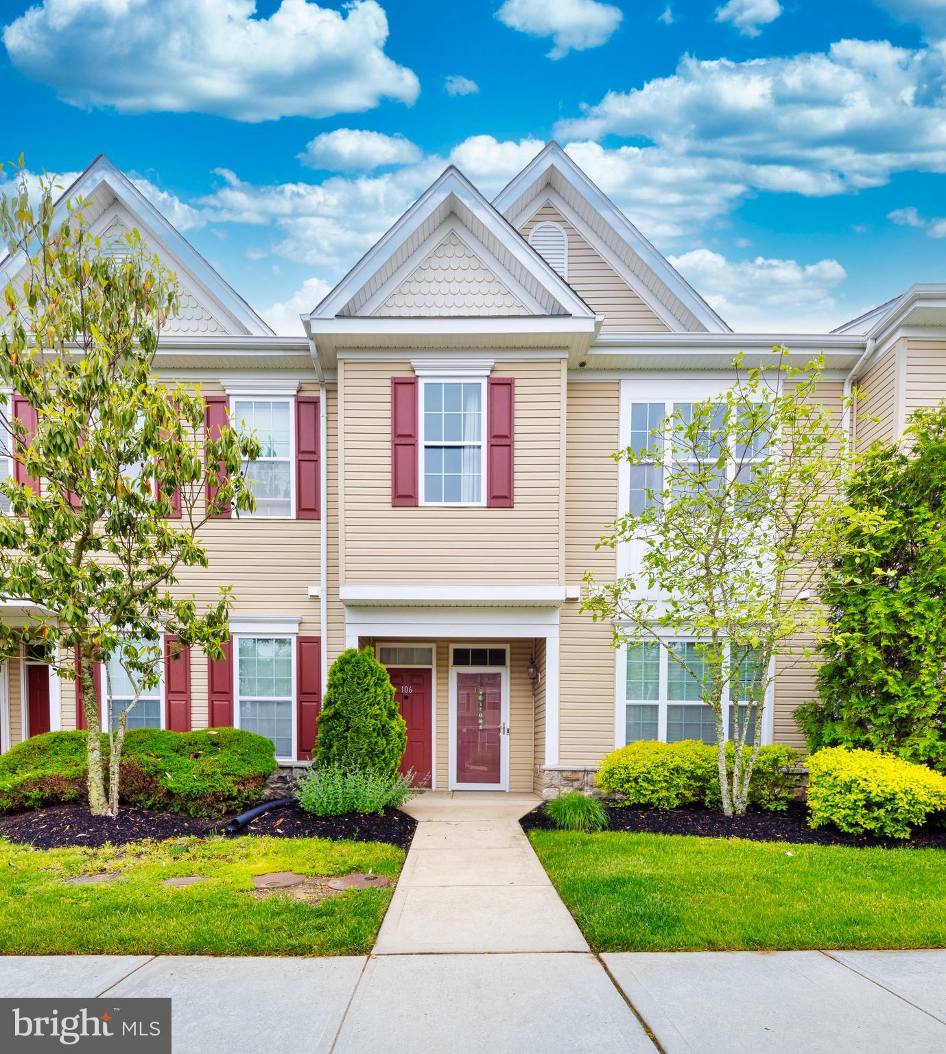 106 Raphael Court Williamstown, NJ 08094 - Photo 1 of 19 Gallery Image 1