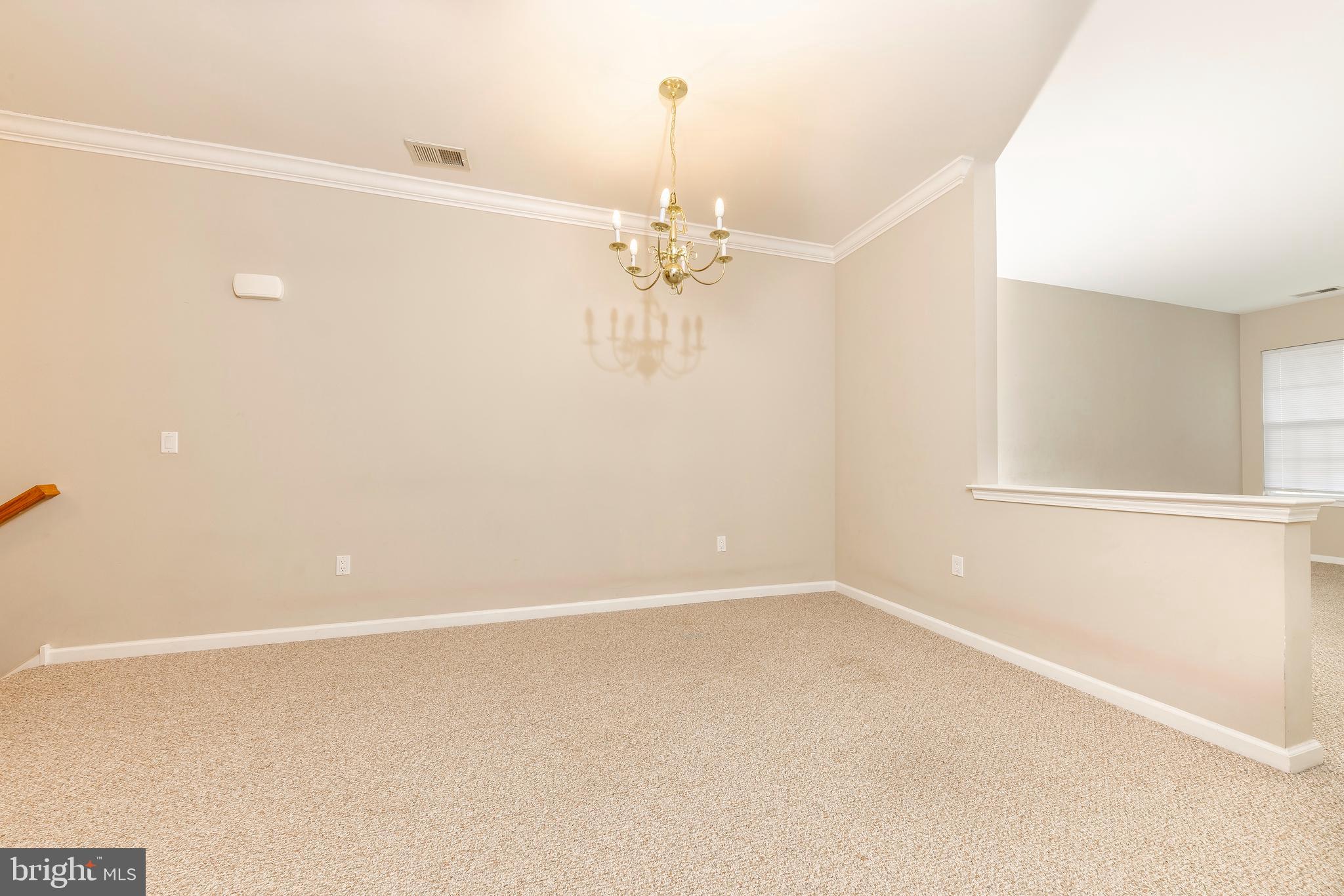 106 Raphael Court Williamstown, NJ 08094 - Photo 7 of 19 Gallery Image 7