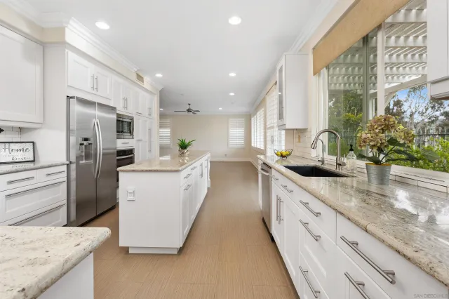 $2,295,000 | 6077 Firwood Row, La Jolla, CA 92037