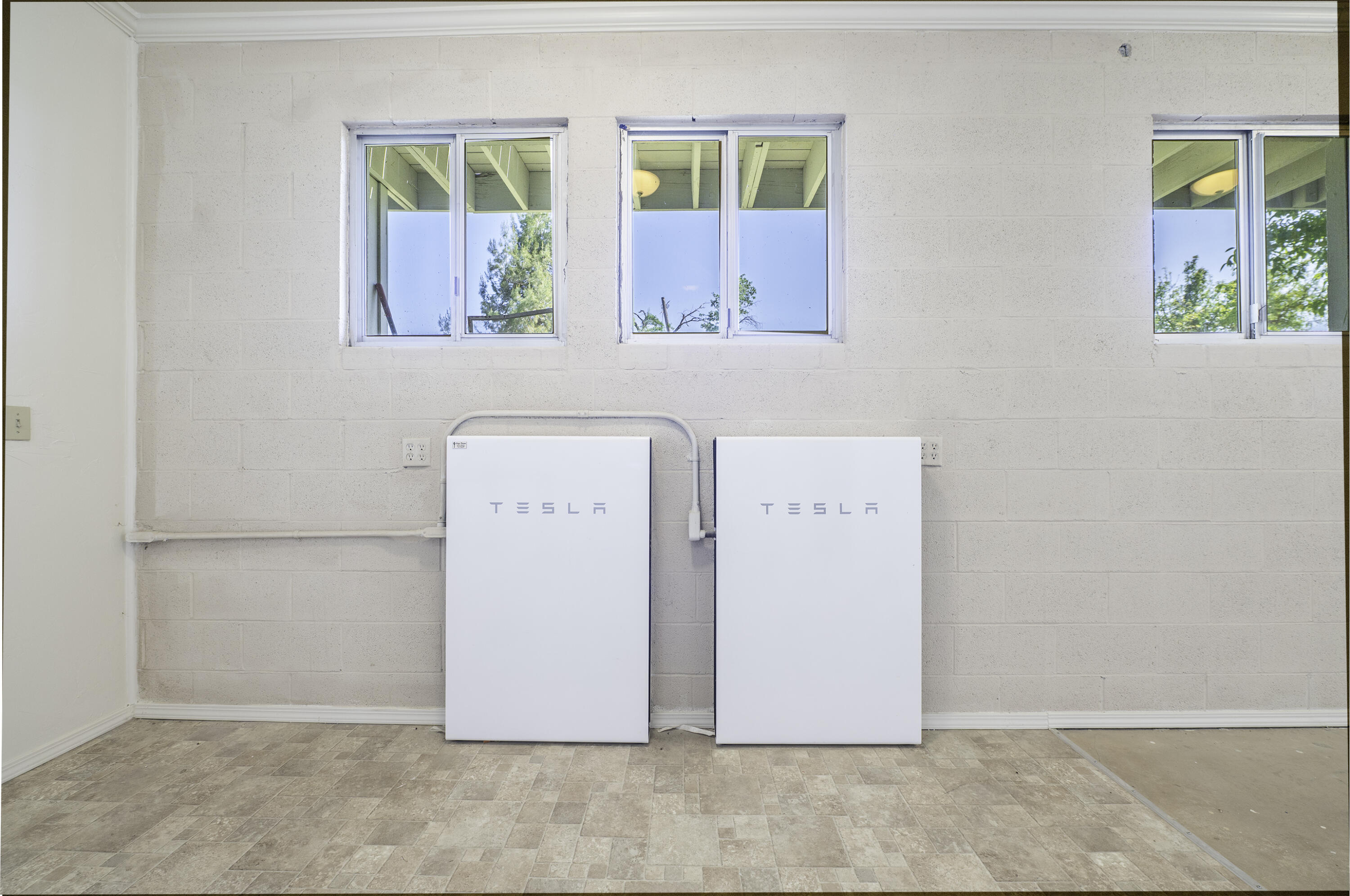 19943 Berghus Way Redding, CA 96002 - Photo 30 of 35 Powerwall - Copy