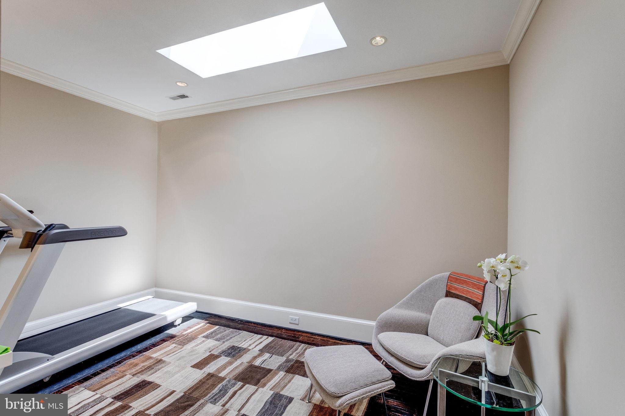 2041 Park Road Northwest Washington, DC 20010 - Photo 44 of 61 Gallery Image 44