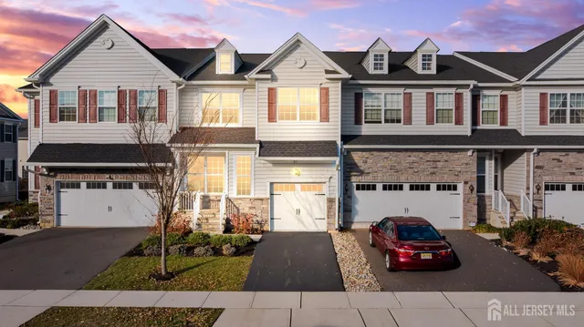 $759,000 | 23 Larkspur Lane, Monroe Township, NJ 08831