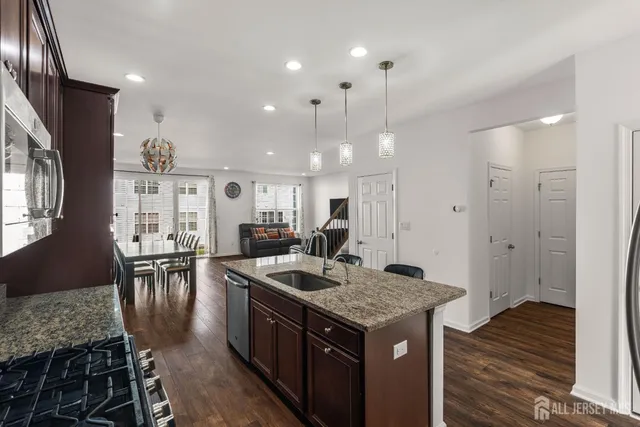 $759,000 | 23 Larkspur Lane, Monroe Township, NJ 08831