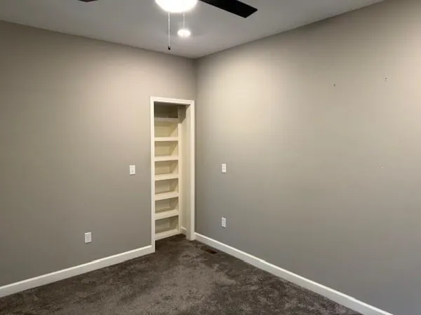 $474,900 | 517 Village Lane, Harrisonville, MO 64701