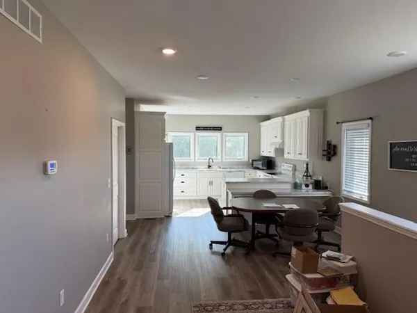 $474,900 | 517 Village Lane, Harrisonville, MO 64701