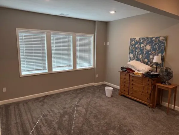 $474,900 | 517 Village Lane, Harrisonville, MO 64701