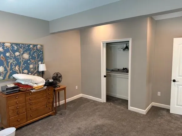 $474,900 | 517 Village Lane, Harrisonville, MO 64701