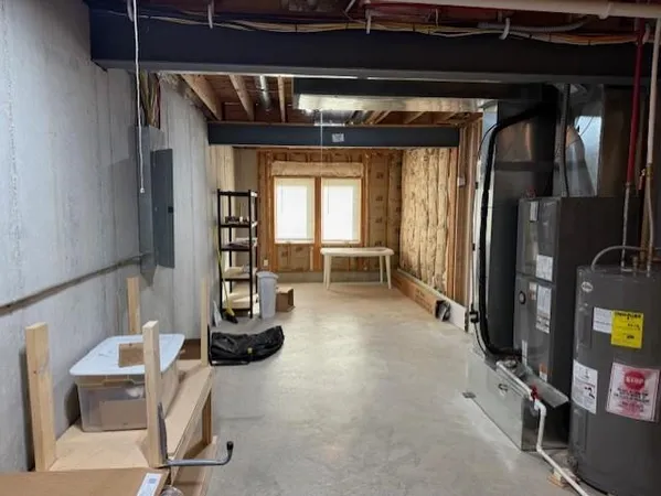 $474,900 | 517 Village Lane, Harrisonville, MO 64701