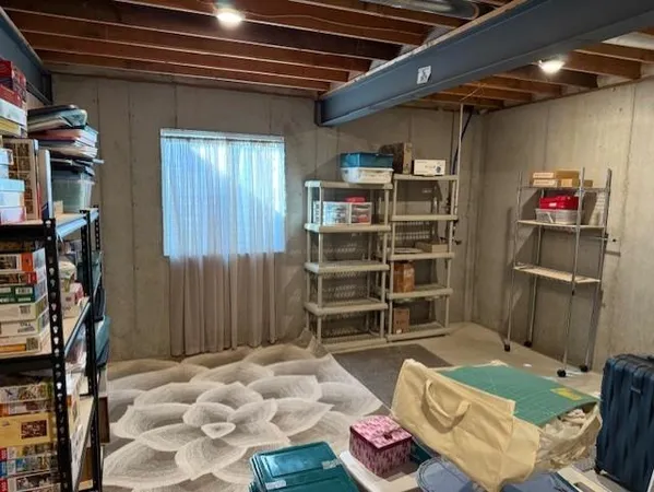 $474,900 | 517 Village Lane, Harrisonville, MO 64701