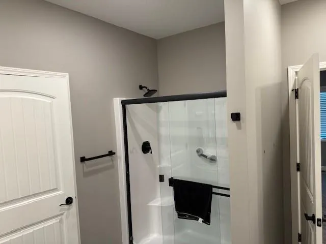 $474,900 | 517 Village Lane, Harrisonville, MO 64701