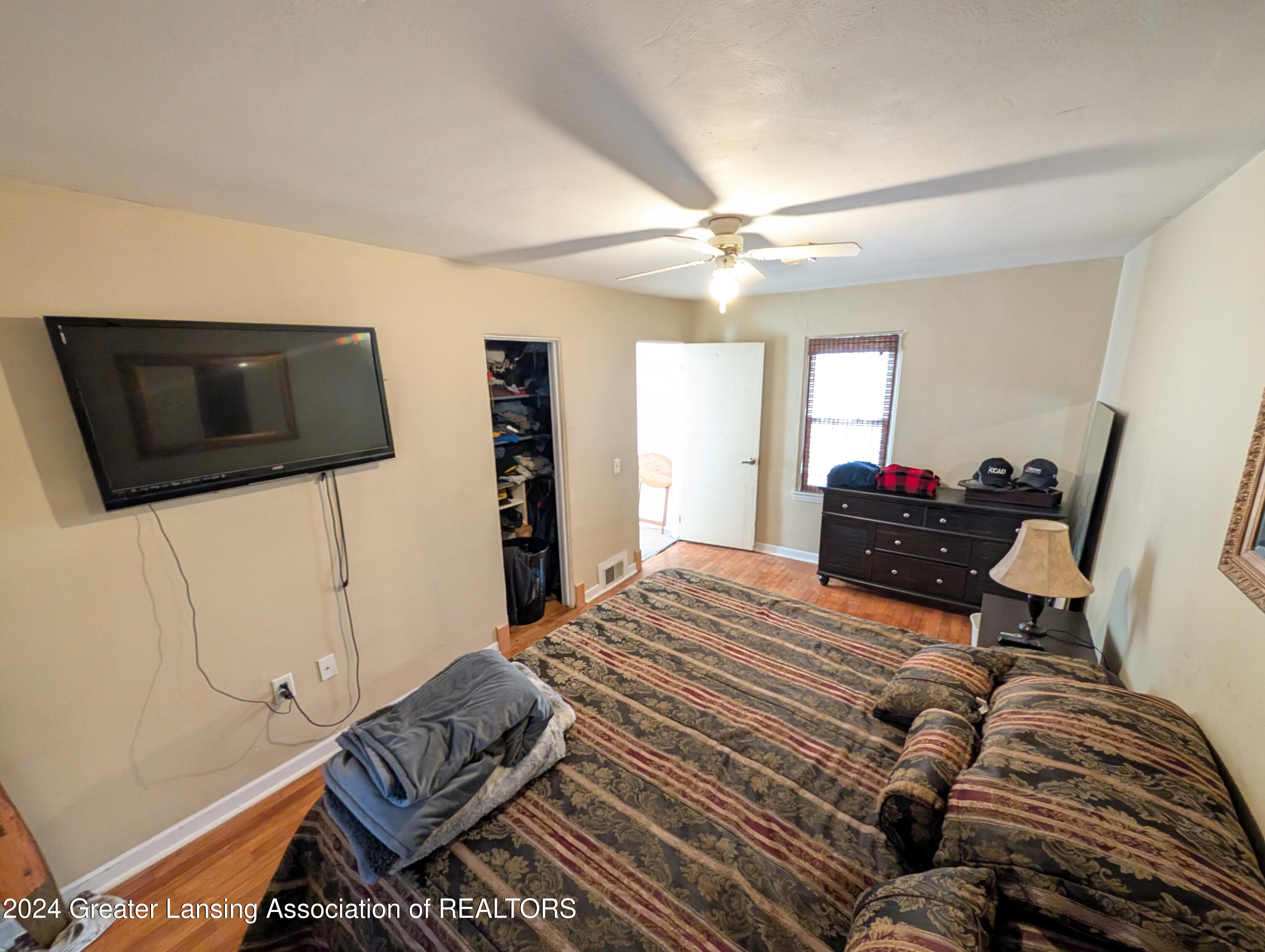 749 Lyons Road Portland, MI 48875 - Photo 25 of 44 PXL_20241213_153018136