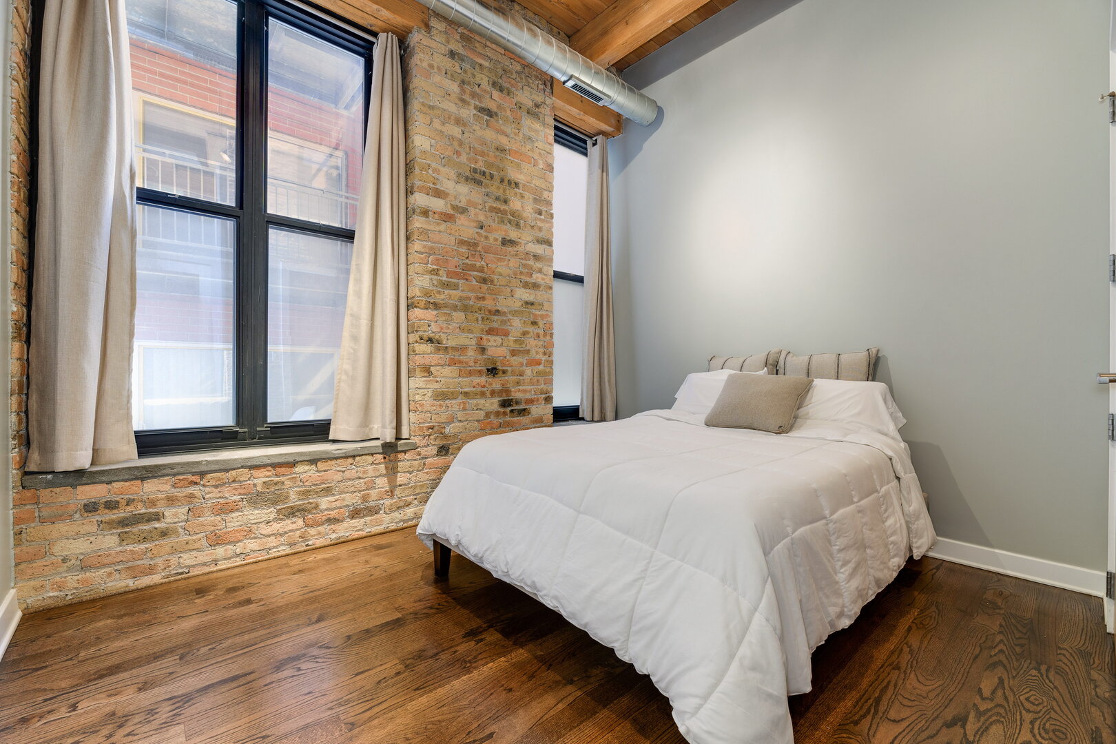 154 West Hubbard Street, Unit 203 Chicago, IL 60654 - Photo 21 of 25