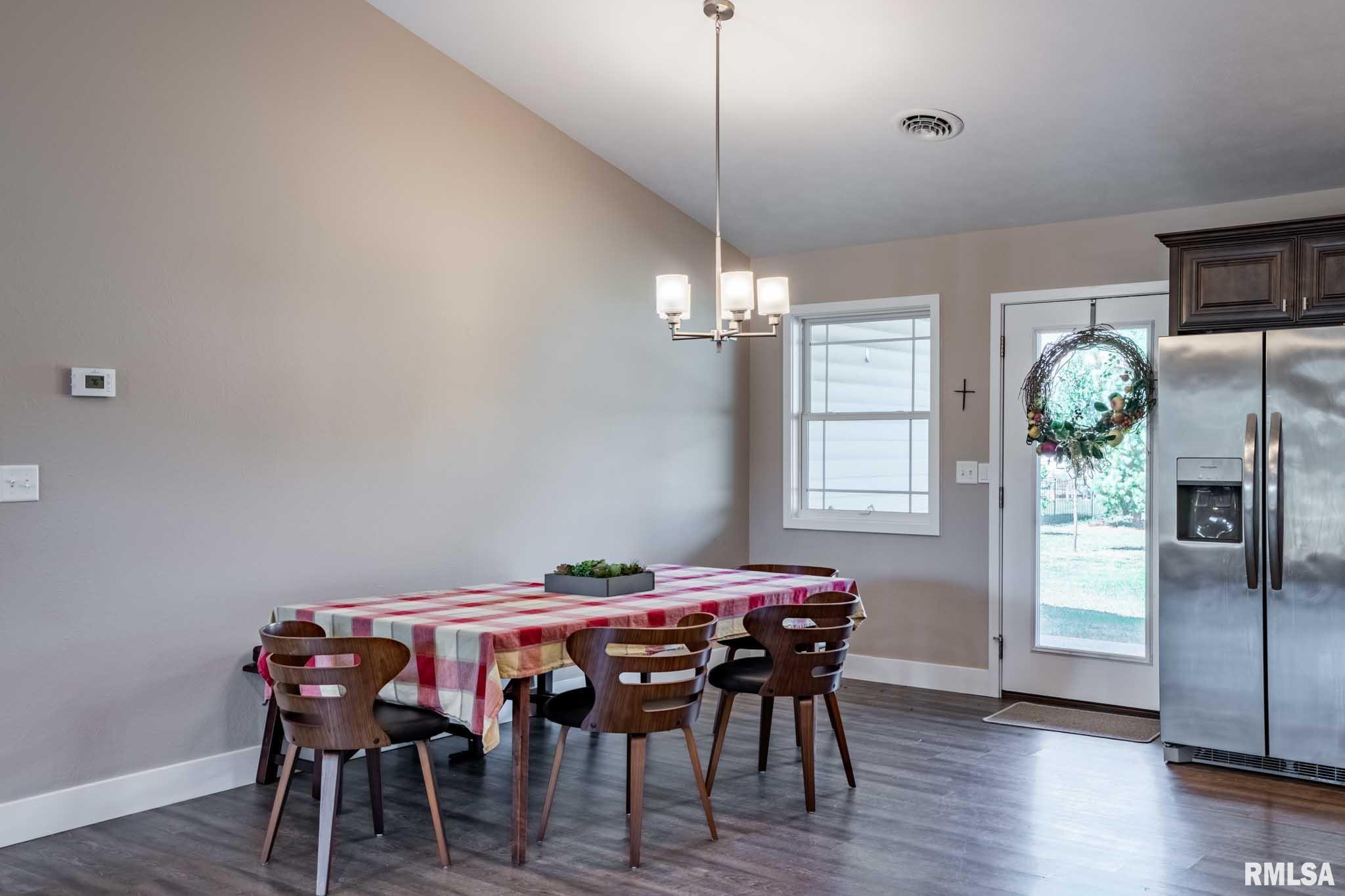 1205 Wildflower Lane Herrin, IL 62948 - Photo 11 of 37