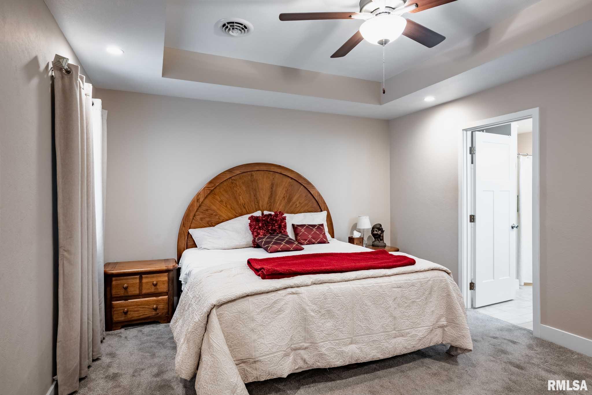 1205 Wildflower Lane Herrin, IL 62948 - Photo 16 of 37