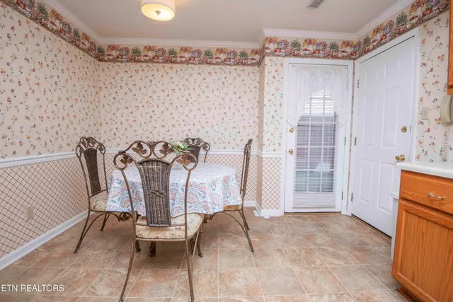 $325,000 | 805 Cedar Lane, Unit C10, Knoxville, TN 37912