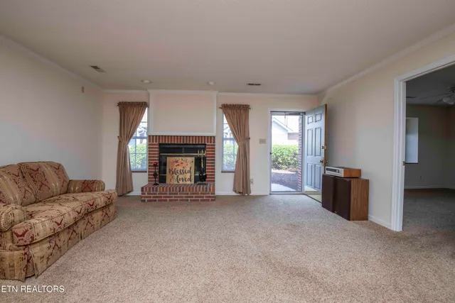 $325,000 | 805 Cedar Lane, Unit C10, Knoxville, TN 37912