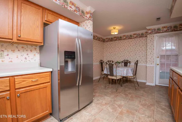 $325,000 | 805 Cedar Lane, Unit C10, Knoxville, TN 37912