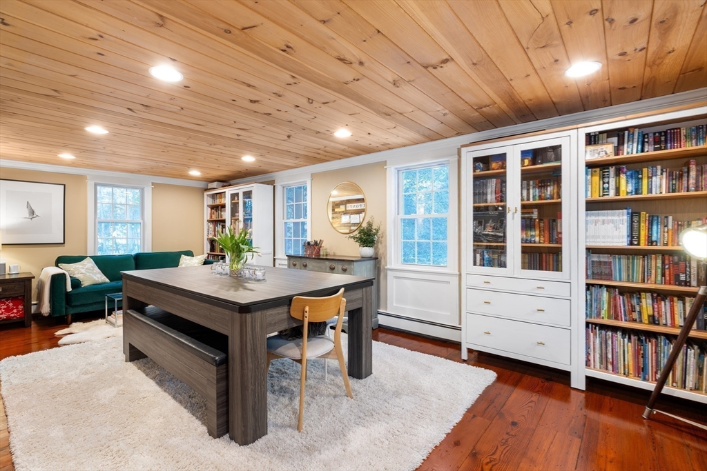 168 Vernon Road Scituate, MA 02066 - Photo 4 of 38 Gallery Image 4
