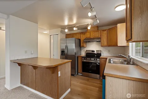 $499,950 | 807 29th Avenue Southeast, Puyallup, WA 98374