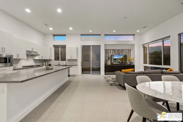 $1,125,000 | 4251 Amber Lane, Palm Springs, CA 92262