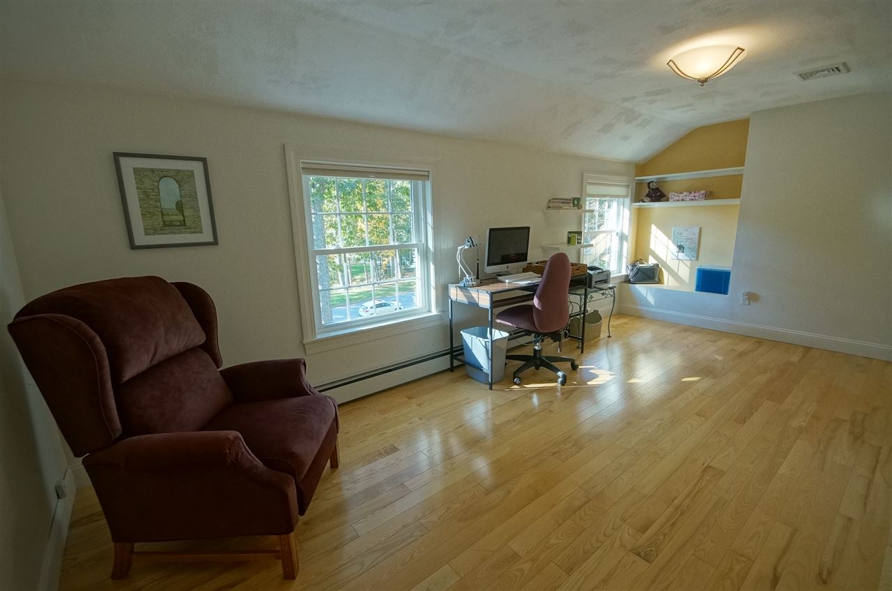 13 Hubbard Hill Road Derry, NH 03038 - Photo 20 of 40
