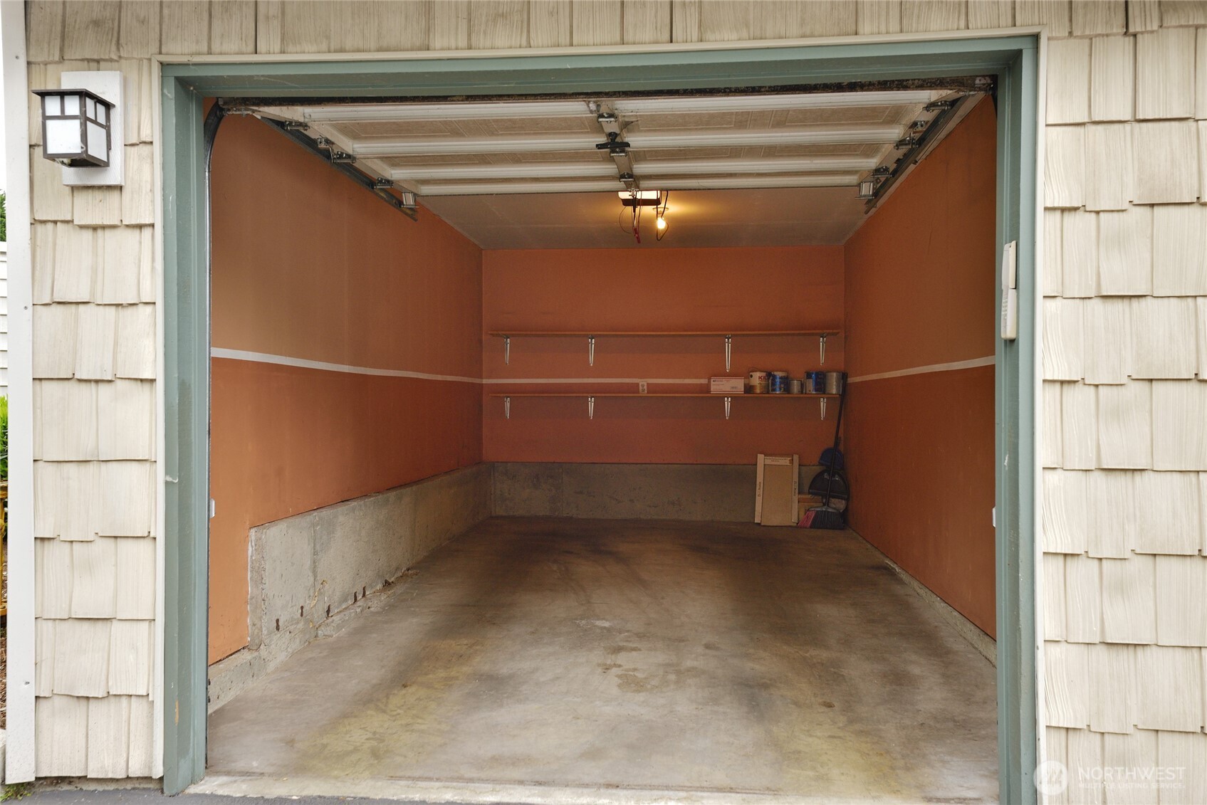 1500 South 18th Street, Unit D201 Renton, WA 98055 - Photo 12 of 12