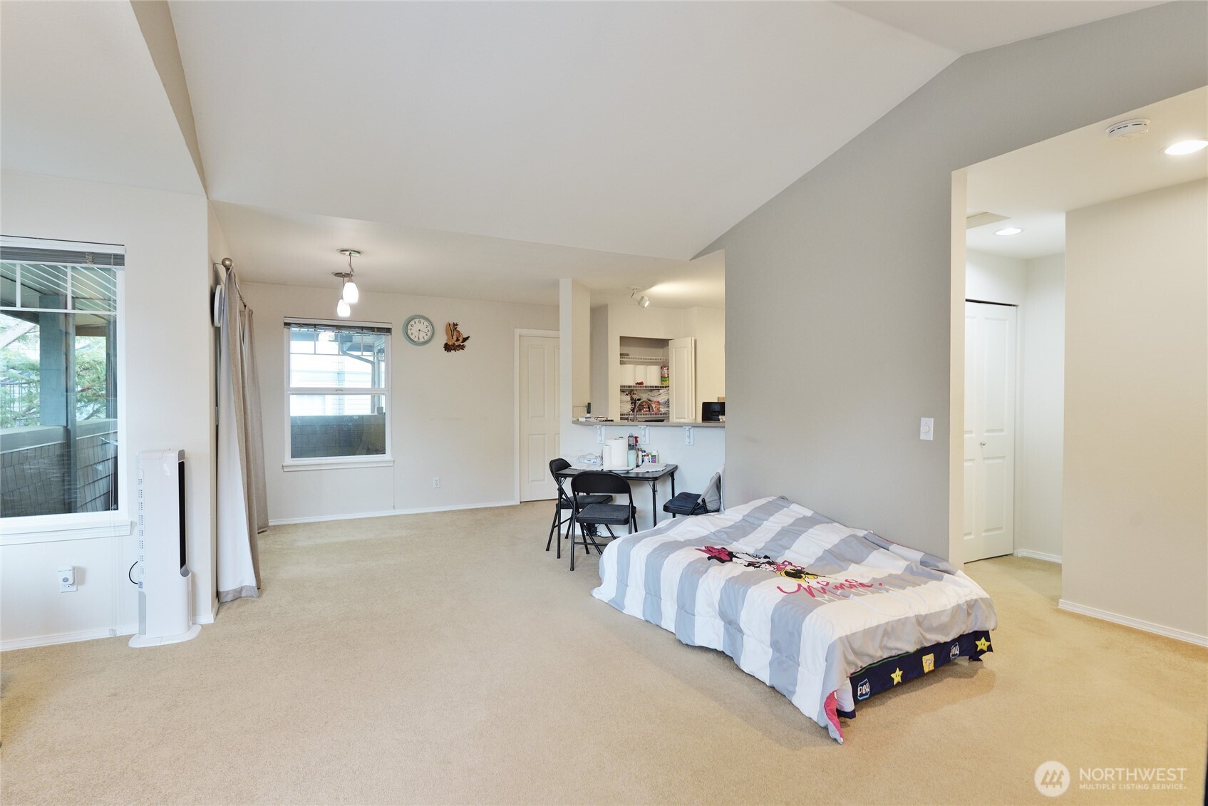 1500 South 18th Street, Unit D201 Renton, WA 98055 - Photo 4 of 12