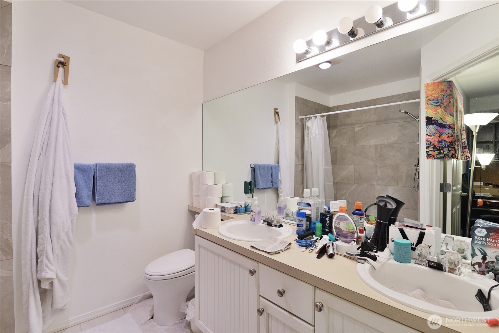 1500 South 18th Street, Unit D201 Renton, WA 98055 - Photo 7 of 12