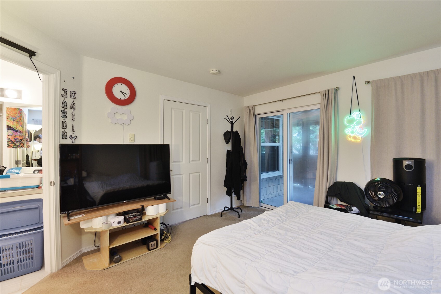 1500 South 18th Street, Unit D201 Renton, WA 98055 - Photo 9 of 12