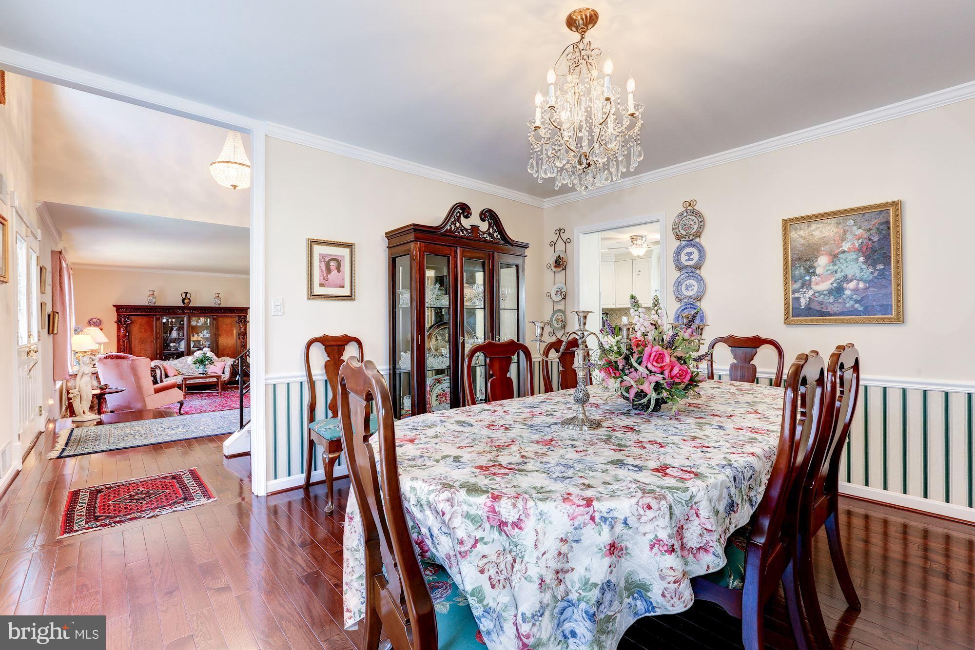 12404 Deoudes Road Boyds, MD 20841 - Photo 6 of 30 Dining Room