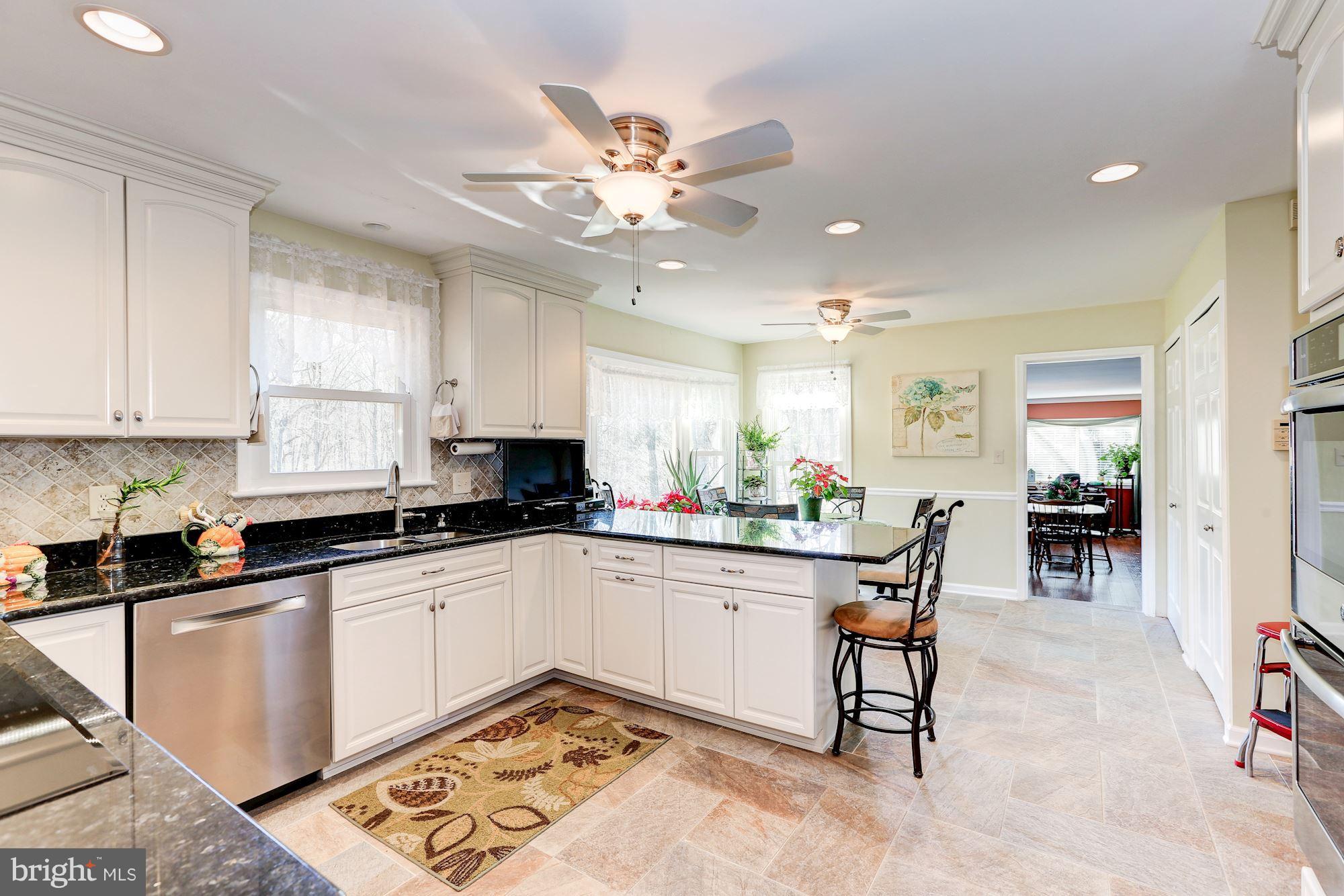 12404 Deoudes Road Boyds, MD 20841 - Photo 9 of 30 Kitchen