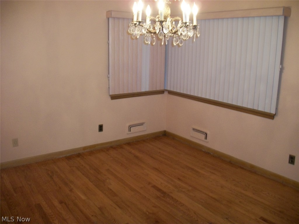 6371 Manchester Road Parma, OH 44129 - Photo 14 of 20