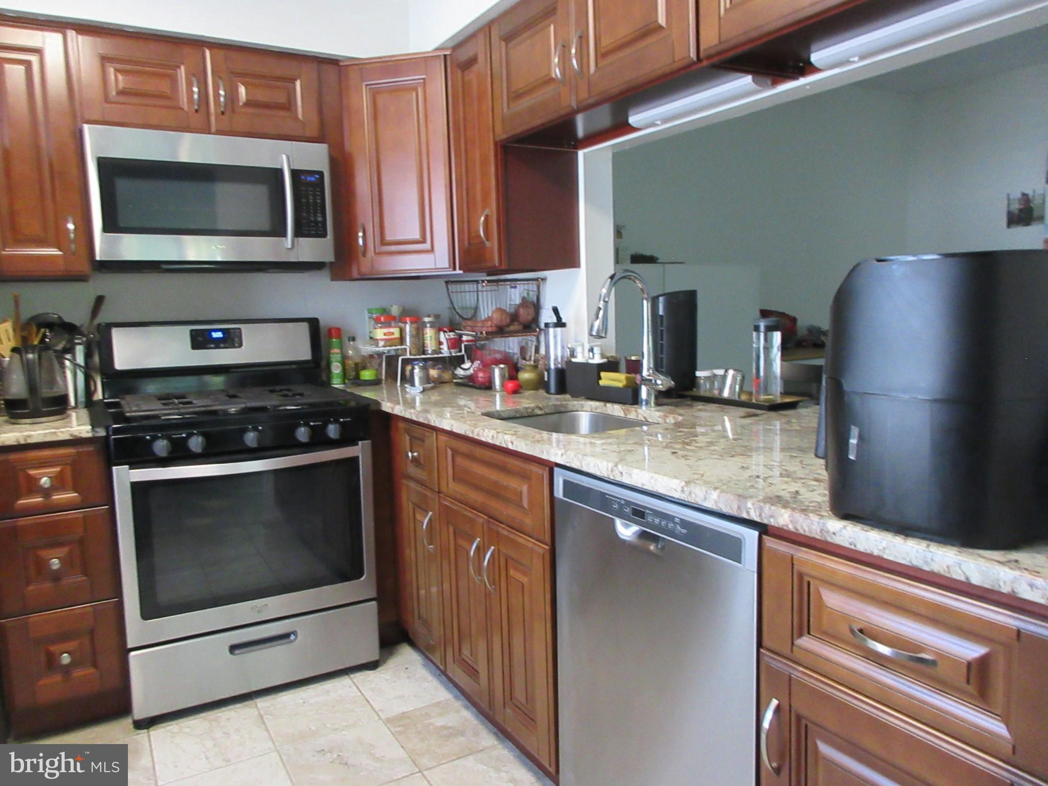 2702 B Tarnbrook Drive Mount Laurel, NJ 08054 - Photo 2 of 17