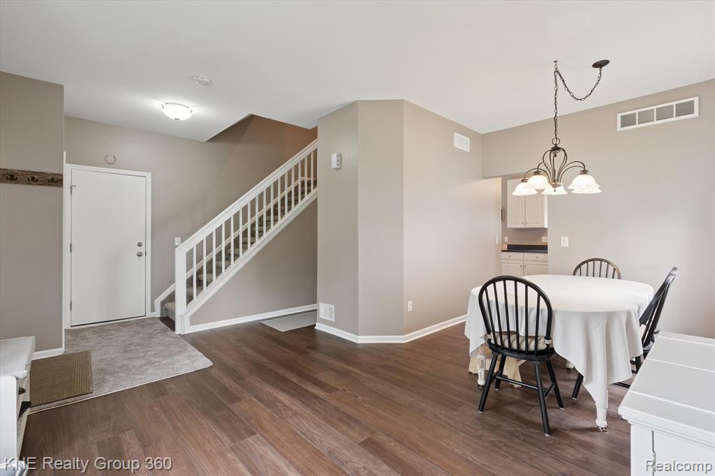 1691 Newgate Lane Howell, MI 48843 - Photo 17 of 43 Gallery Image 17