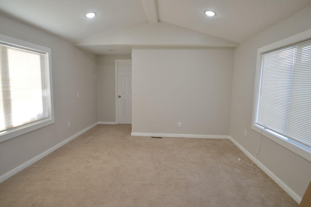465 North 800 West, Unit 7 Cedar City, UT 84721 - Photo 3 of 23 DSC_6685