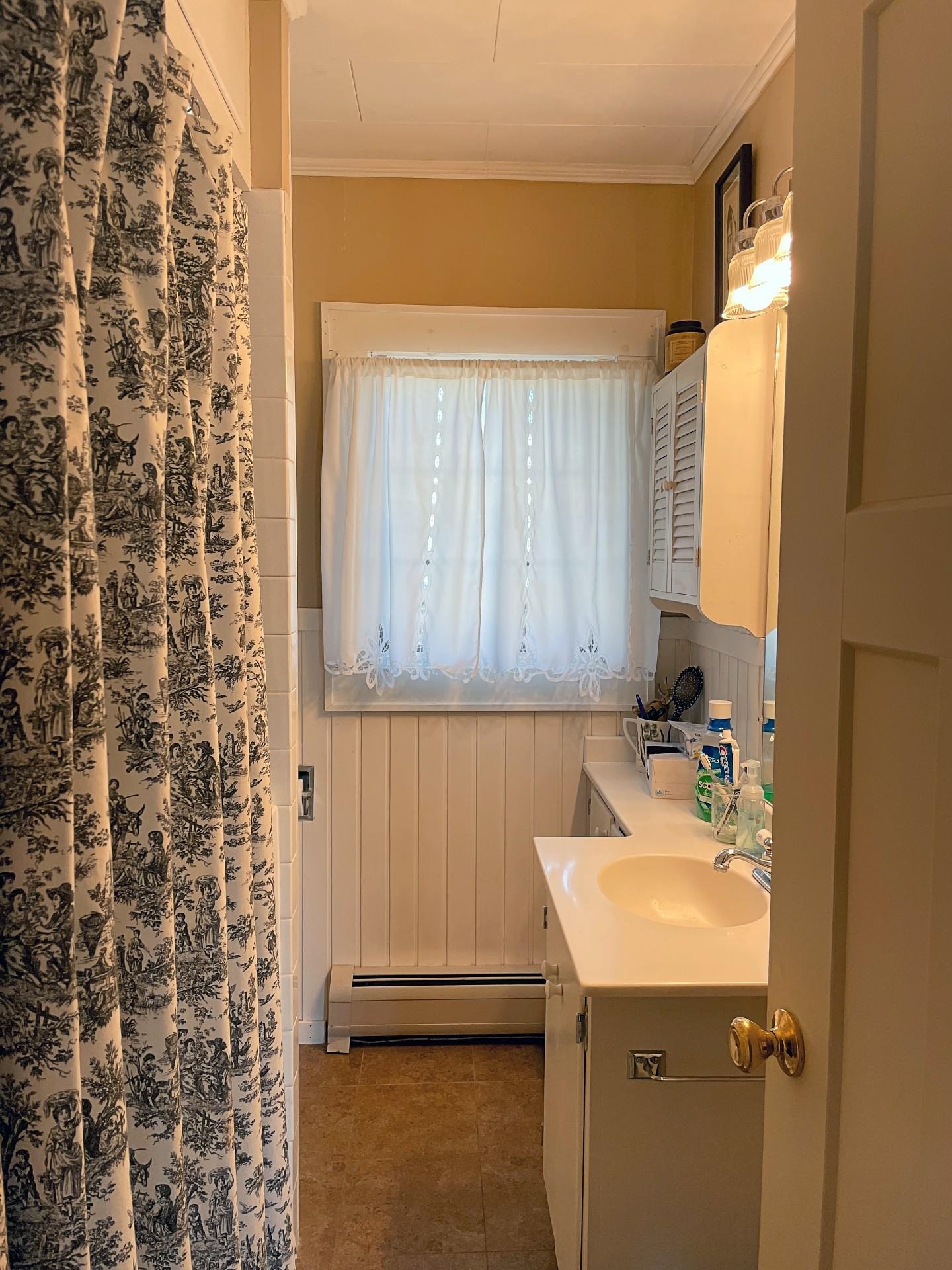 211 N Road Lancaster, NH 03584 - Photo 16 of 30