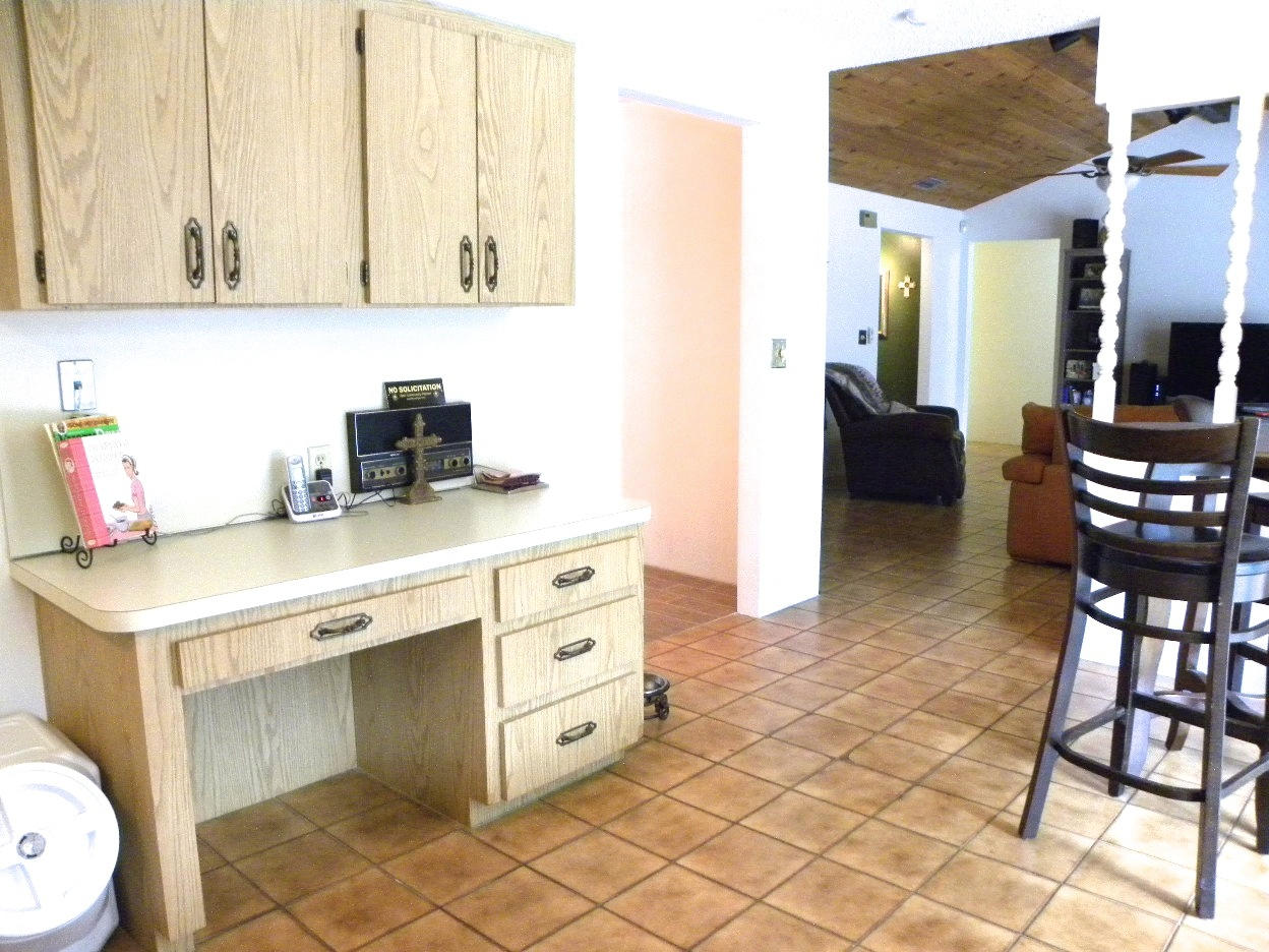 3098 Northwest 25th Way Boca Raton, FL 33434 - Photo 17 of 45 Planning Desk in Kitchen
