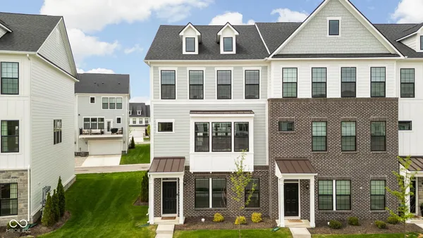 $434,000 | 3252 Haflinger Drive, Zionsville, IN 46077