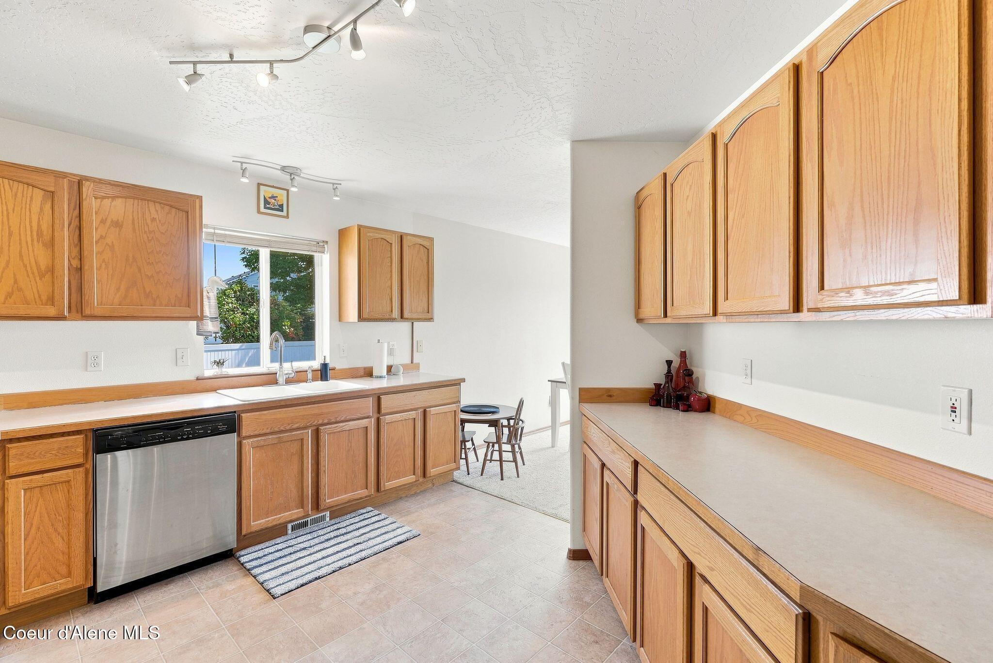 3285 North Ping Road Post Falls, ID 83854 - Photo 13 of 48 Inside-Media-Ping-15