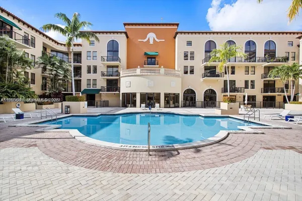 $4,000 | 55 Merrick Way, Unit 800, Coral Gables, FL 33134