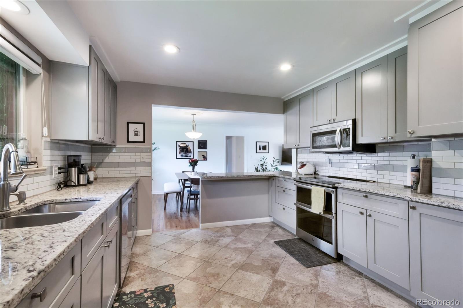 3049 South Williams Street Denver, CO 80210 - Photo 12 of 48