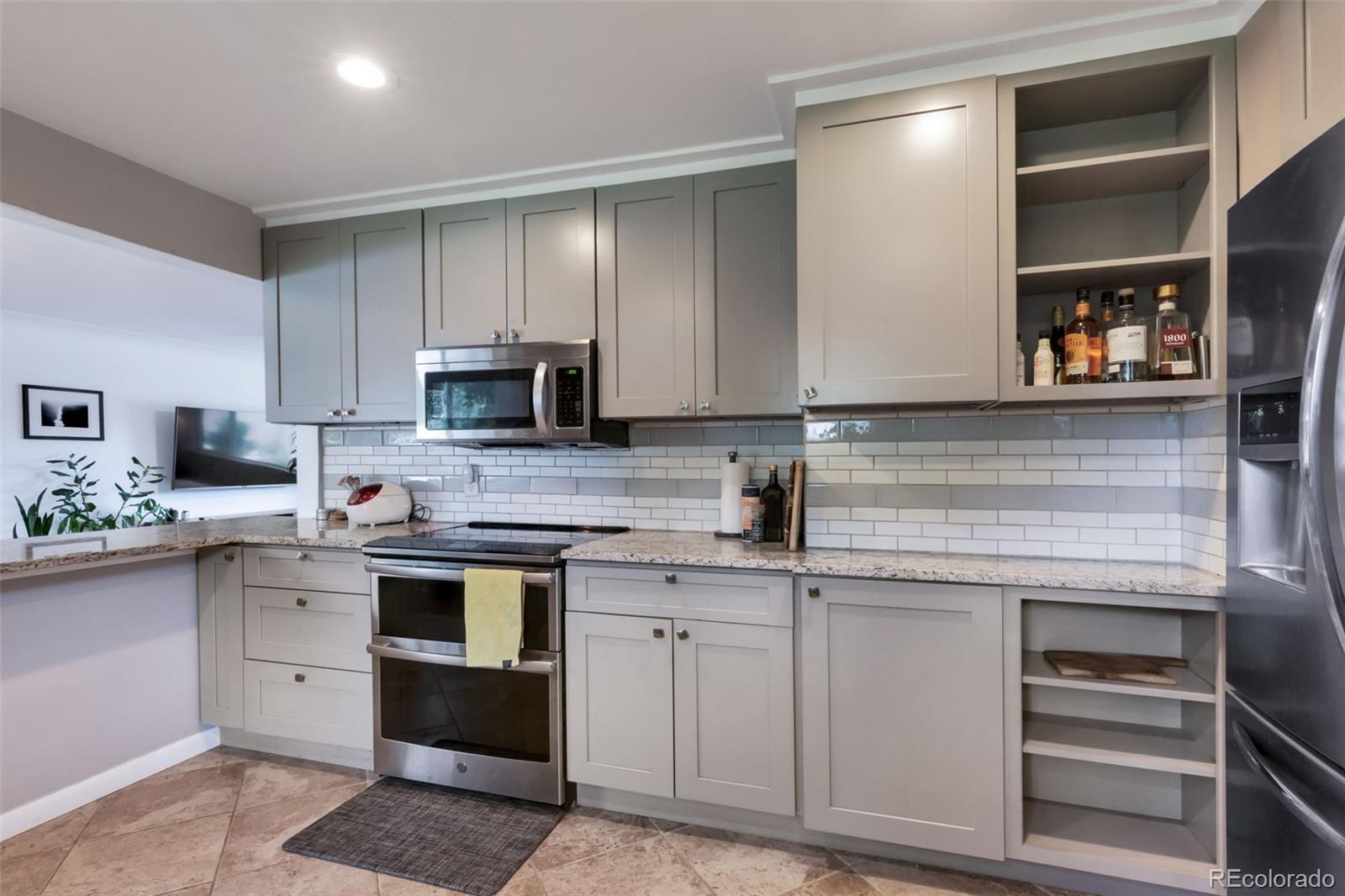 3049 South Williams Street Denver, CO 80210 - Photo 10 of 48