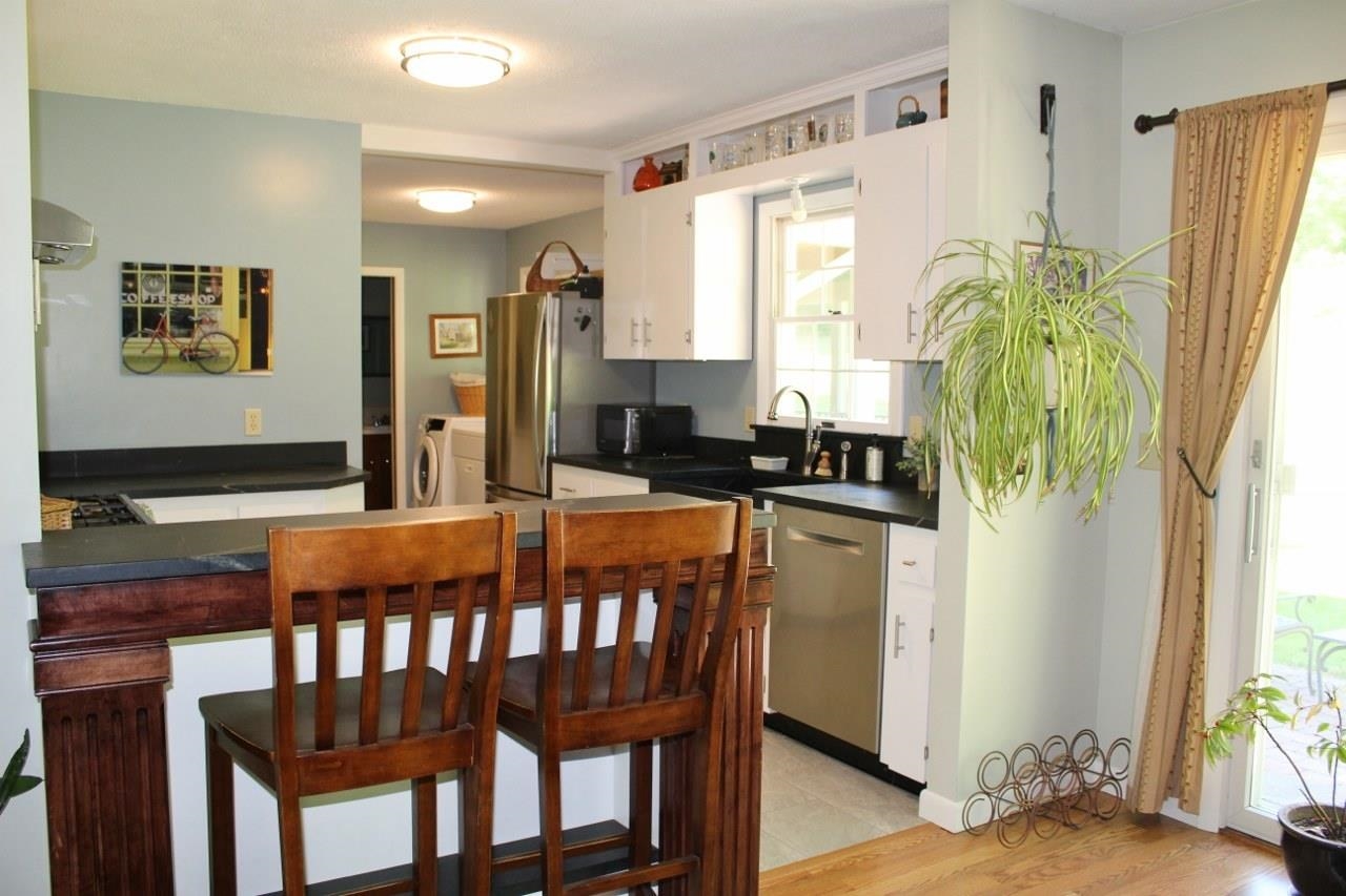 24 Taylor Drive Springfield, VT 05156 - Photo 14 of 38