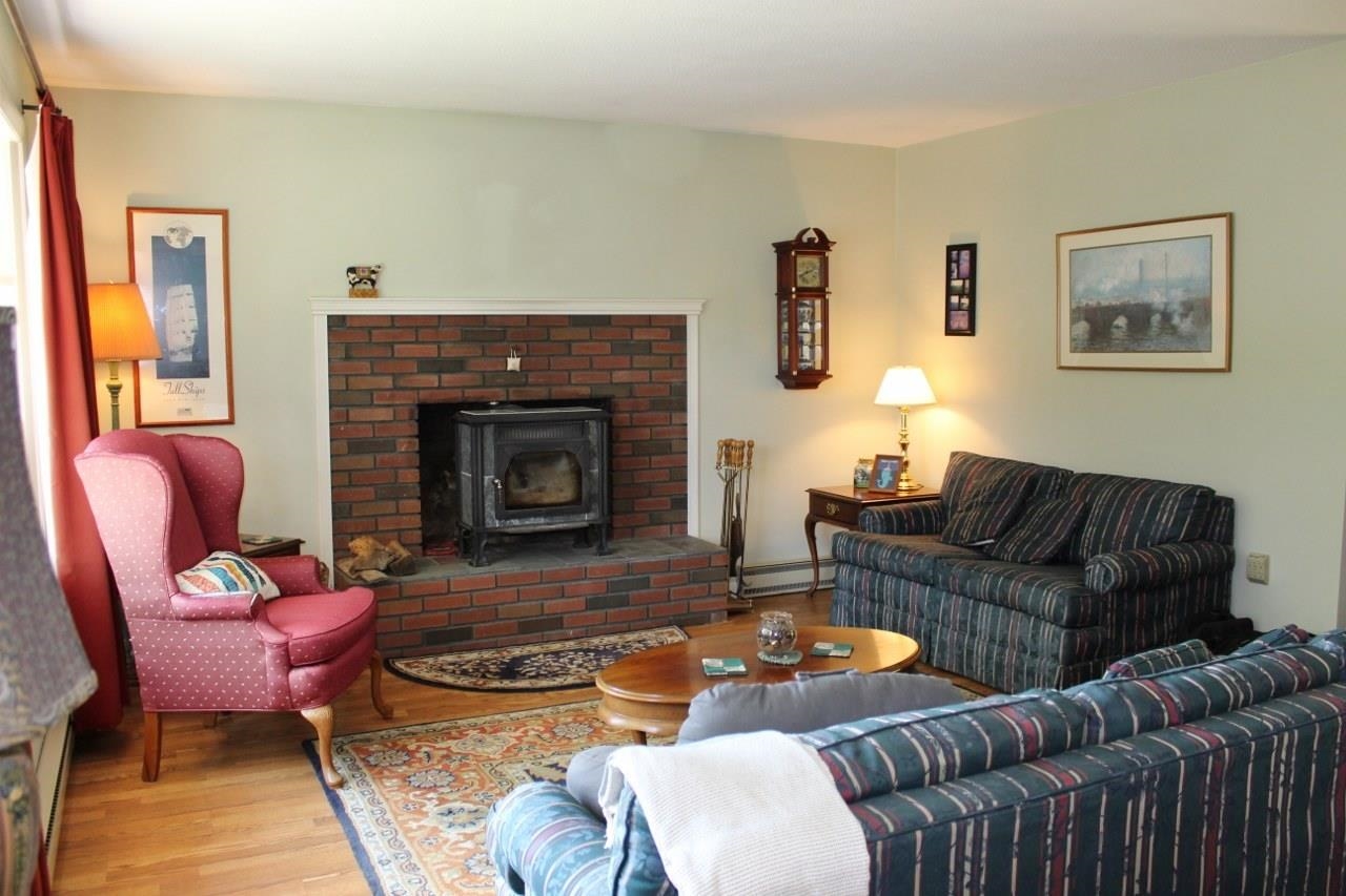 24 Taylor Drive Springfield, VT 05156 - Photo 8 of 38
