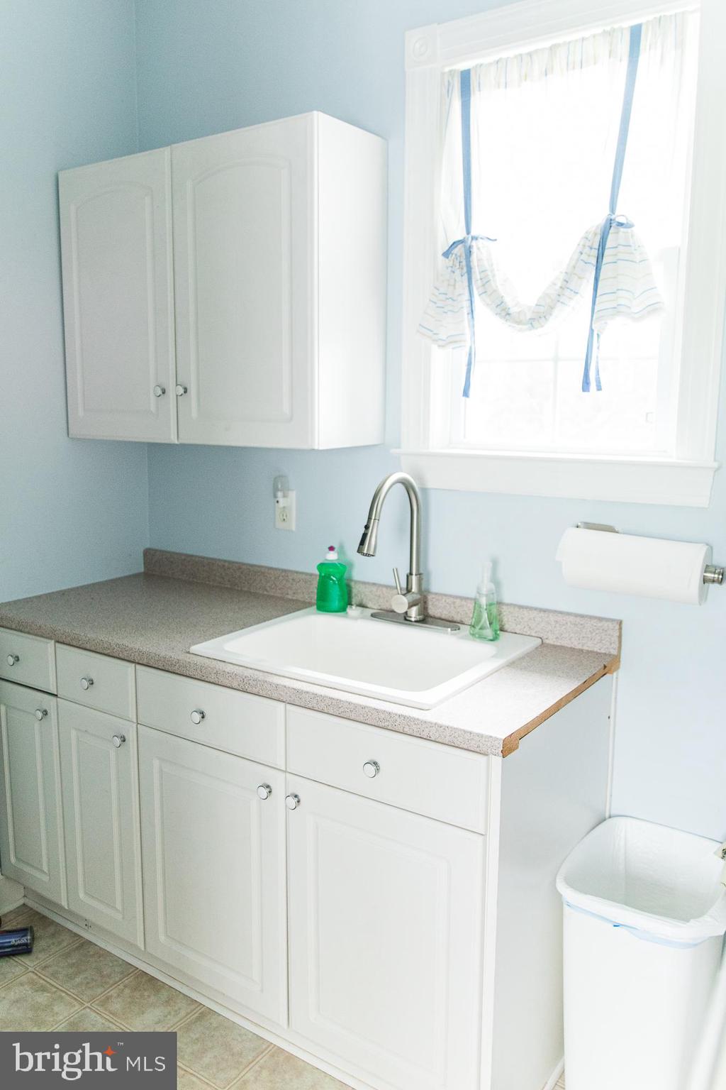 23157 Sparta Road Milford, VA 22514 - Photo 34 of 101 Mud Room
